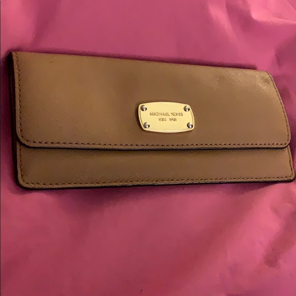 MK wallet